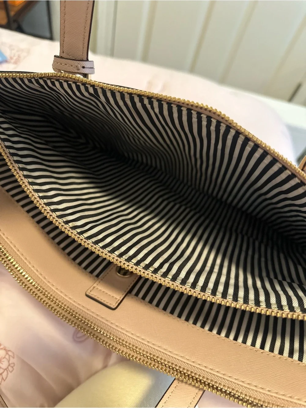 kate spade structured saffiano